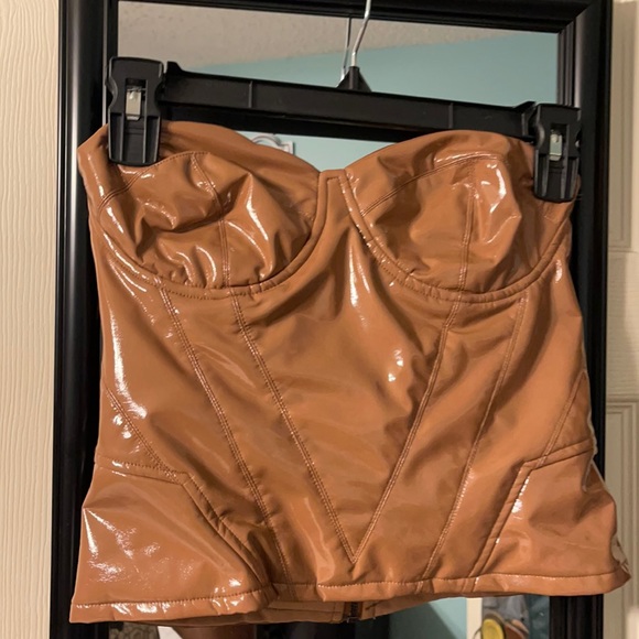 Fashion nova corset top - Picture 2 of 5